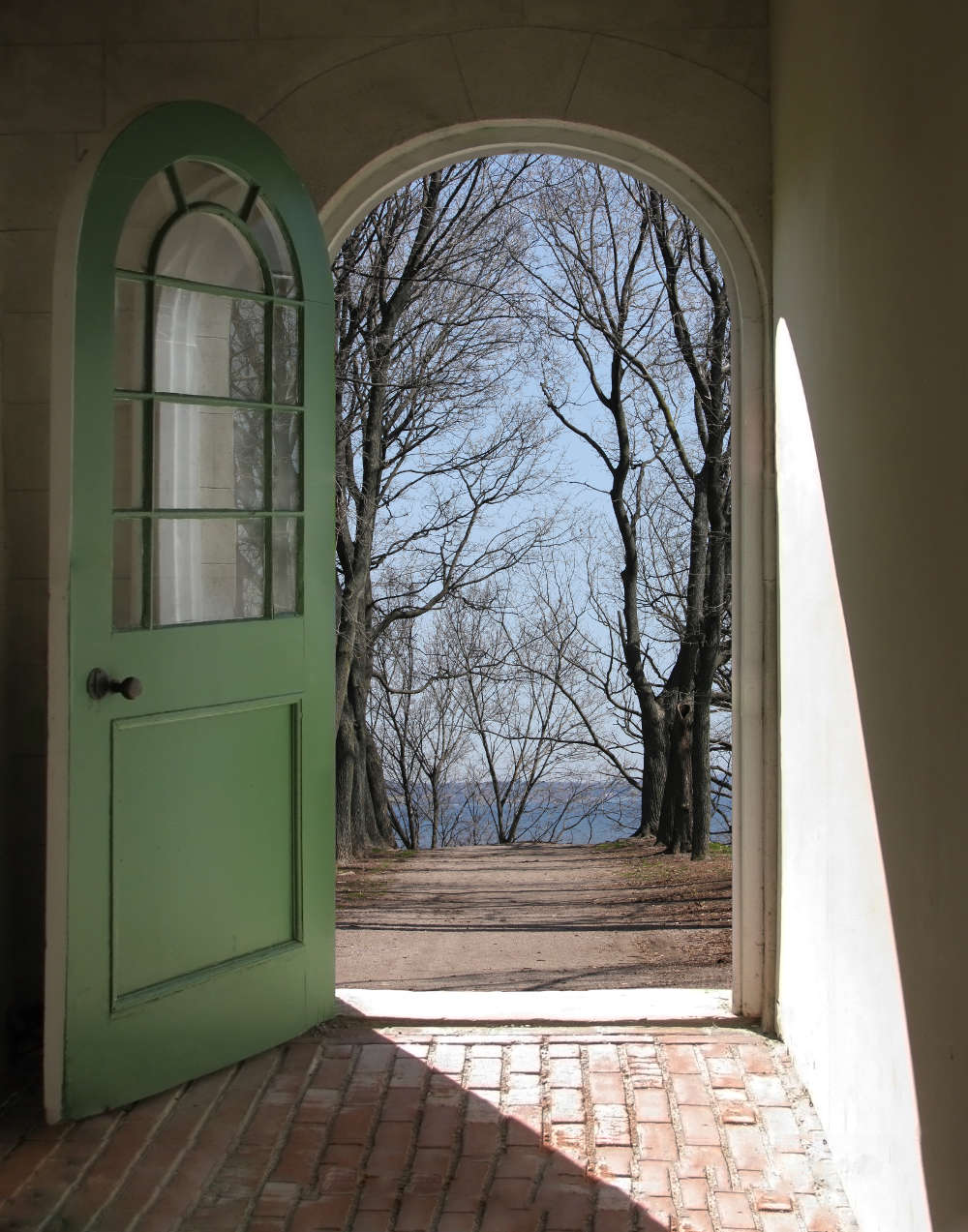 Open Doorway for Berkeley Psychoanalytic Society Membership